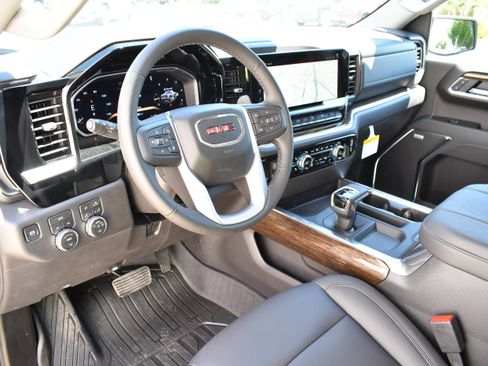 New 2026 GMC Sierra 1500 Elevation w/ Elevation Premium Package AWD/4WD image 17