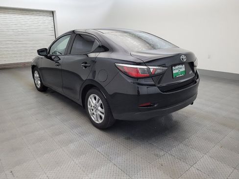 Used 2018 Toyota Yaris iA FWD image 5
