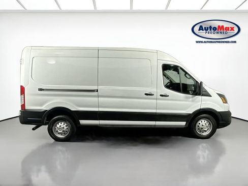 Used 2023 Ford Transit 250 Medium Roof AWD w/ Load Area Protection Package image 10