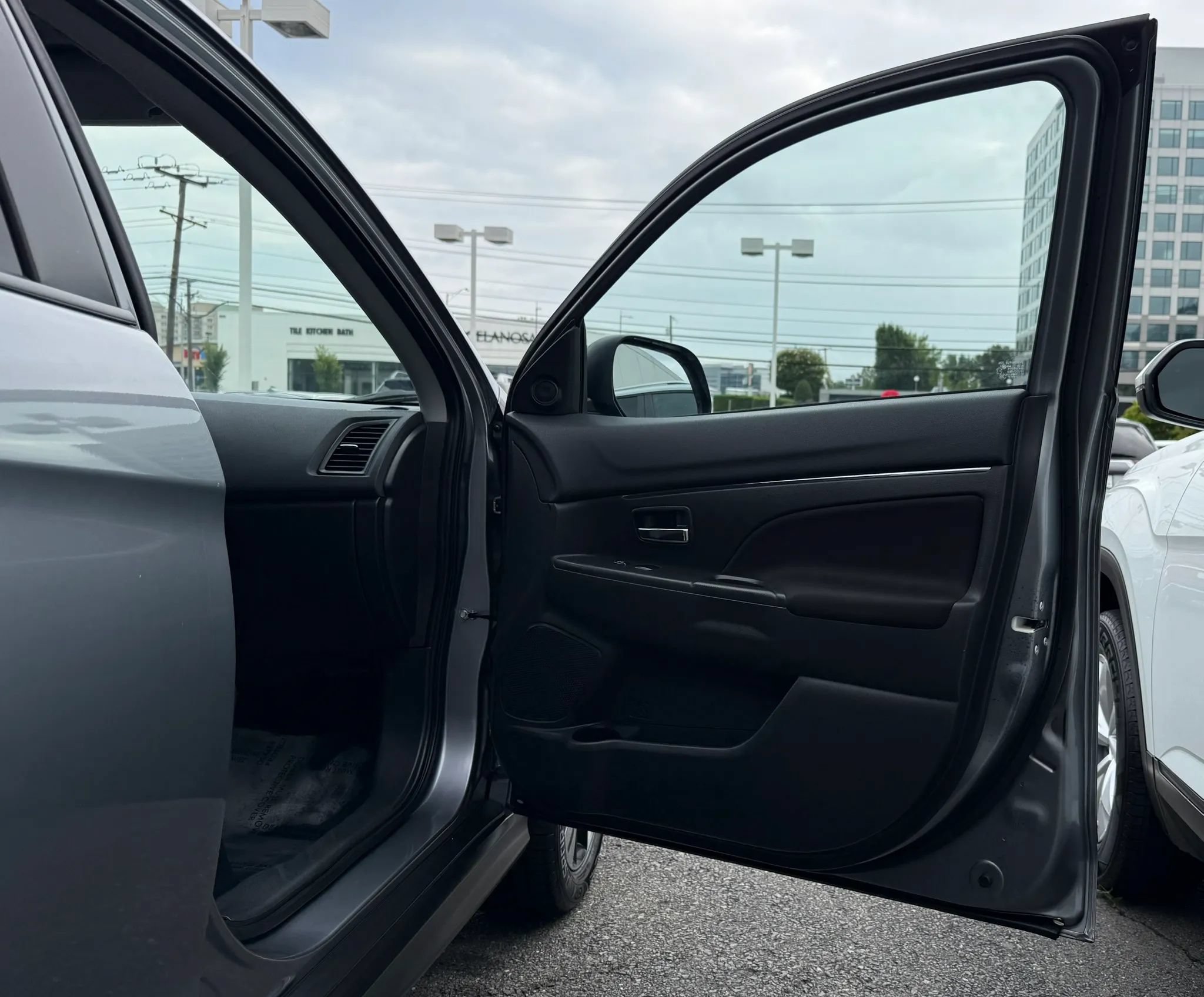 Used 2022 Mitsubishi Outlander Sport SE AWD/4WD image 30