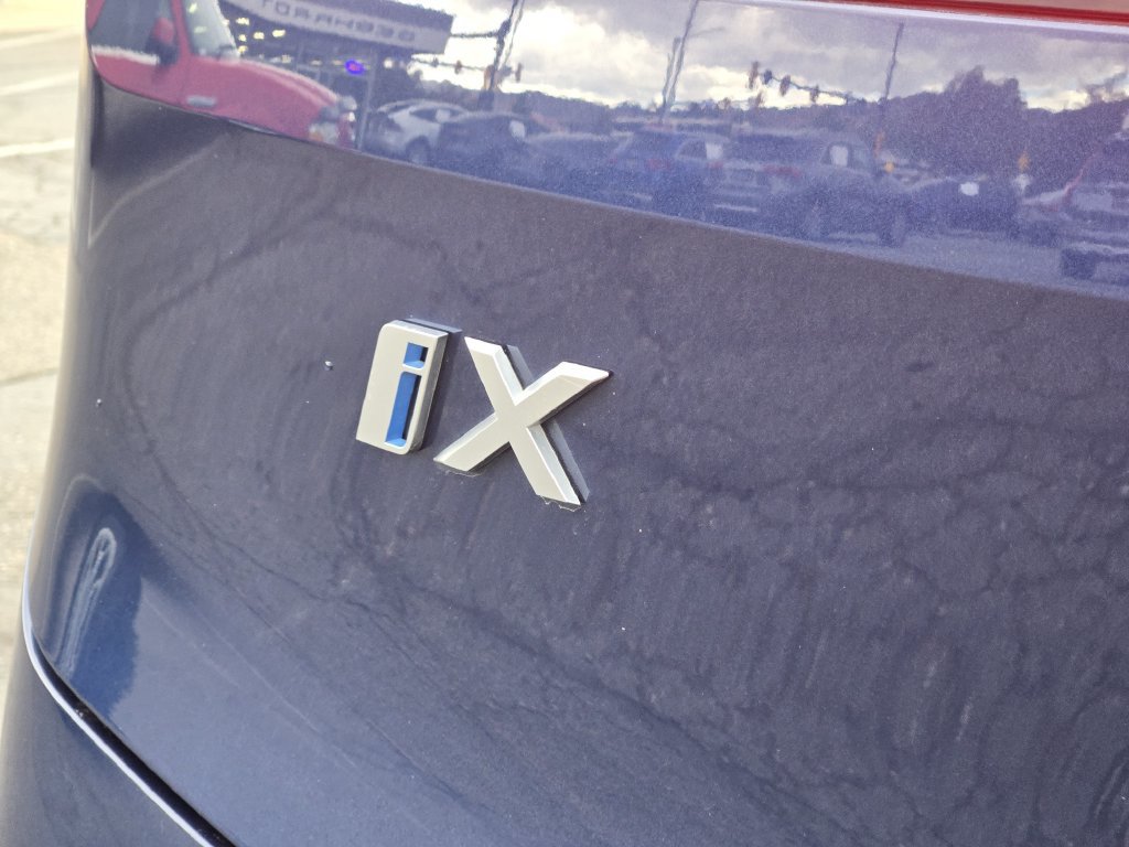 Certified 2024 BMW iX xDrive50 AWD/4WD image 14