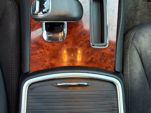 Used 2012 Chrysler 300 image 16