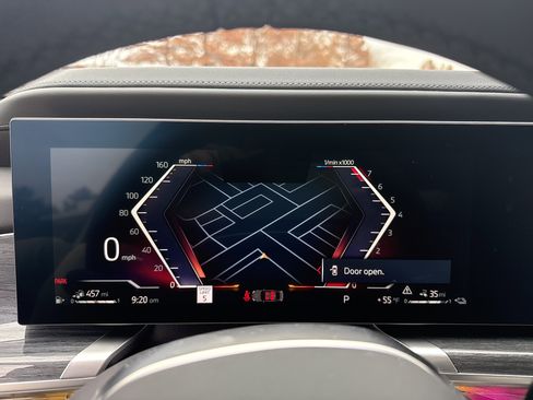 New 2026 BMW 750e xDrive image 20