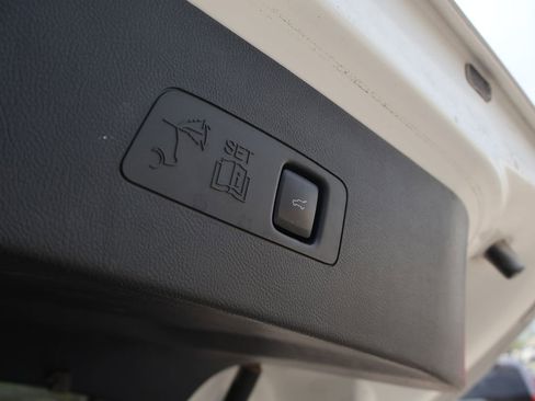 Used 2020 Lincoln Corsair FWD image 9