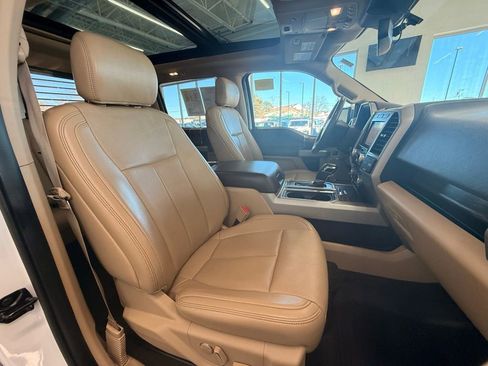 Used 2018 Ford F150 Lariat w/ Equipment Group 502A Luxury image 18