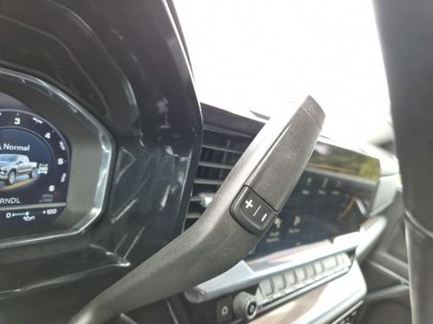 Used 2022 Chevrolet Silverado 1500 LT w/ Z71 Off-Road Package AWD/4WD image 22