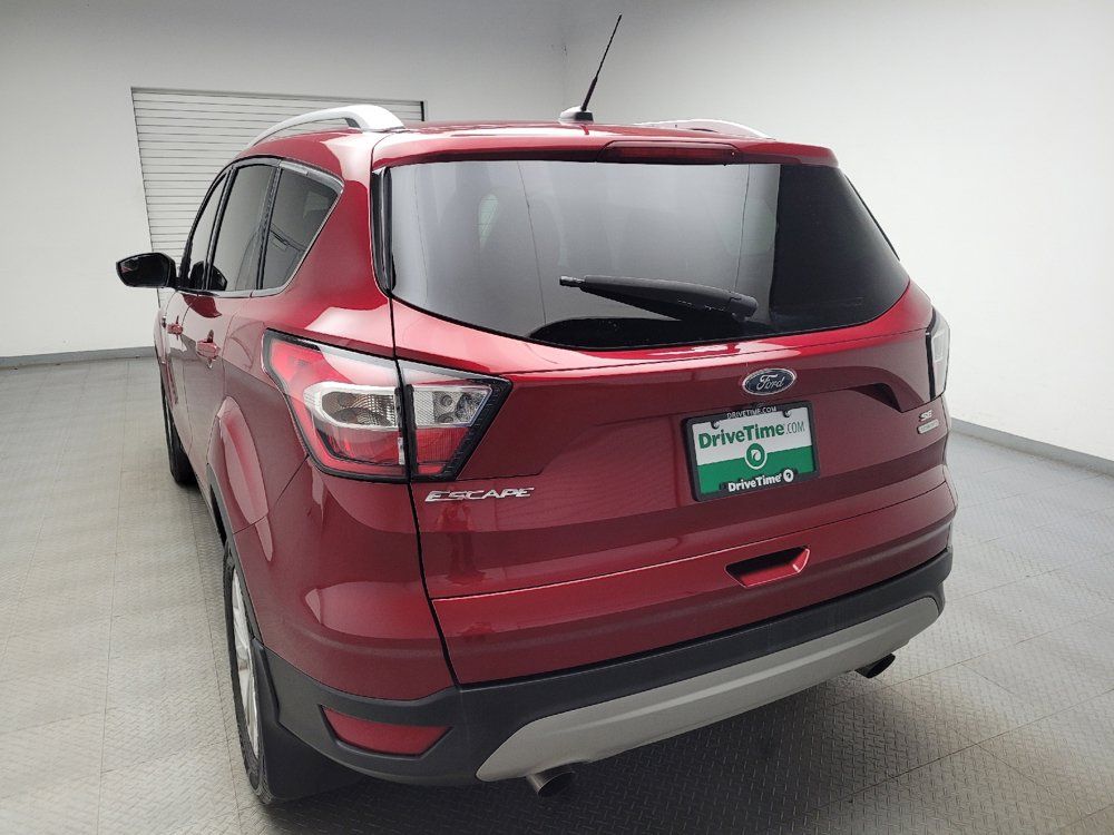 Used 2017 Ford Escape SE FWD image 6