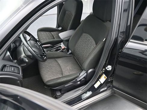 Used 2024 Mitsubishi Outlander Sport AWD image 11