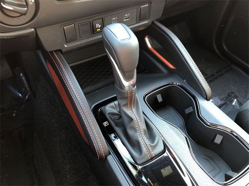 Certified 2025 Nissan Frontier PRO-4X image 27