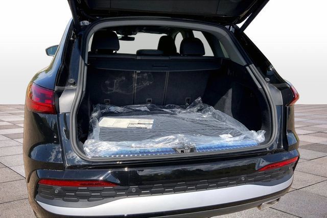 Used 2025 Audi Q5 Premium Plus w/ Premium Plus AWD/4WD image 20