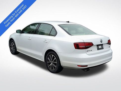 Used 2017 Volkswagen Jetta SE FWD image 6