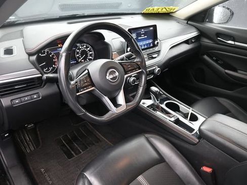 Used 2024 Nissan Altima 2.5 SR FWD image 20
