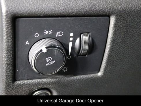 Used 2021 Jeep Grand Cherokee Laredo X image 20