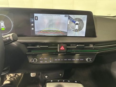 Used 2022 Kia EV6 GT-Line w/ GT-Line Suede Seat Package image 22