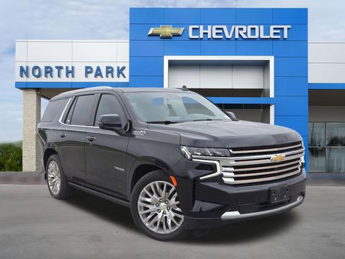 Used 2023 Chevrolet Tahoe High Country AWD/4WD image 1
