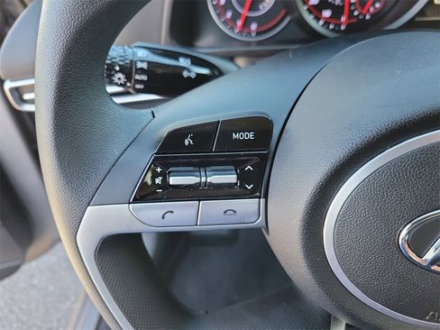 Certified 2023 Hyundai Elantra SEL image 24