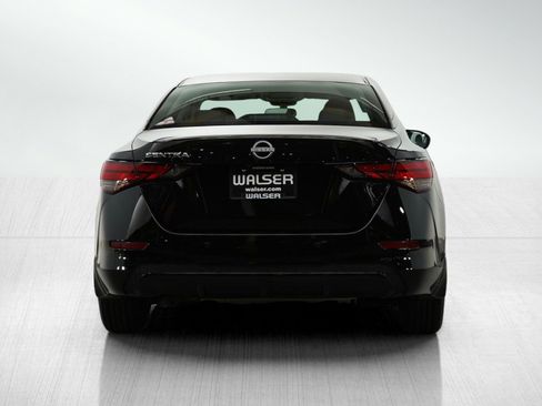 Used 2024 Nissan Sentra S image 4