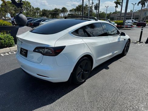 Used 2020 Tesla Model 3 Standard Range Plus RWD image 5