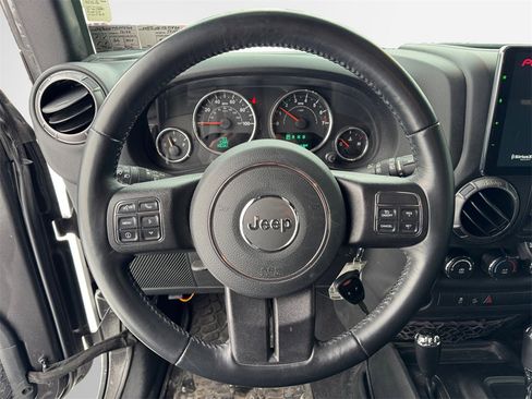 Certified 2018 Jeep Wrangler Unlimited Sport S image 14