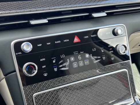 New 2025 Genesis GV80 3.5T e-SC AWD/4WD image 25