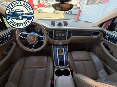 Used 2015 Porsche Macan S w/ Premium Package Plus AWD/4WD image 5