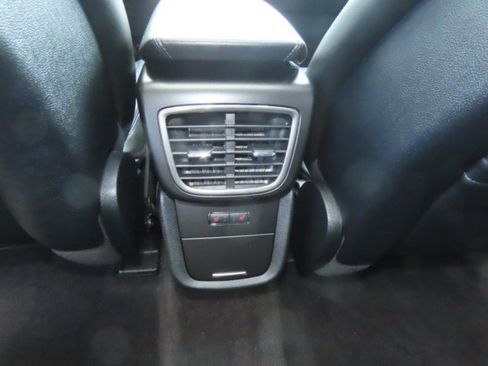 Used 2020 Lincoln Nautilus Reserve w/ Equipment Group 201A FWD image 20
