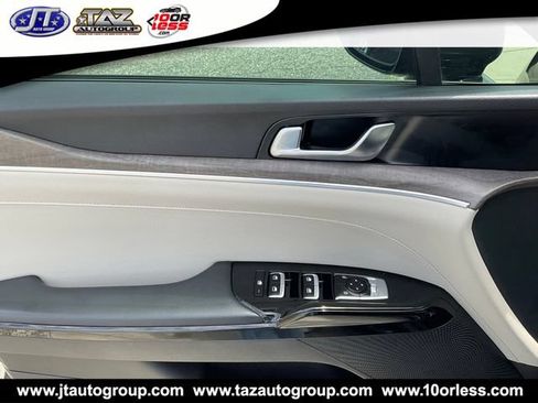 Used 2021 Kia K5 EX FWD image 11