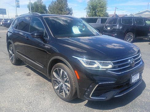 Used 2024 Volkswagen Tiguan SEL R-Line AWD/4WD image 4