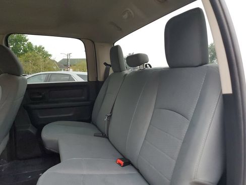 Used 2019 RAM 1500 ST w/ SXT Plus Group AWD/4WD image 9