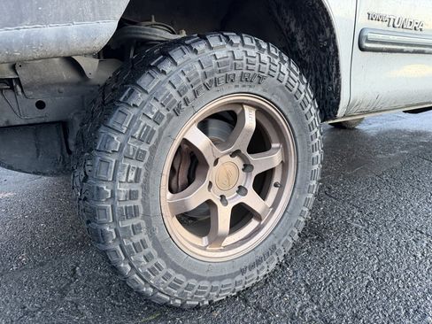 Used 2002 Toyota Tundra SR5 image 9