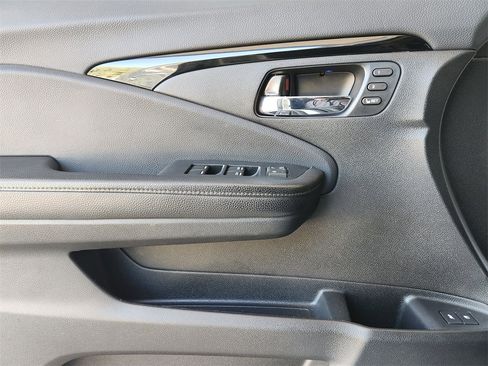 Certified 2022 Honda Pilot Touring image 22