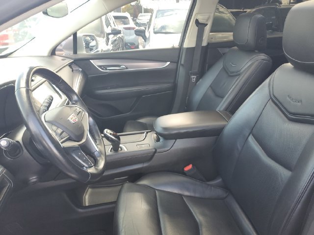 Certified 2019 Cadillac XT5 Luxury FWD image 17