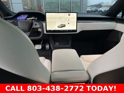Used 2022 Tesla Model S image 16