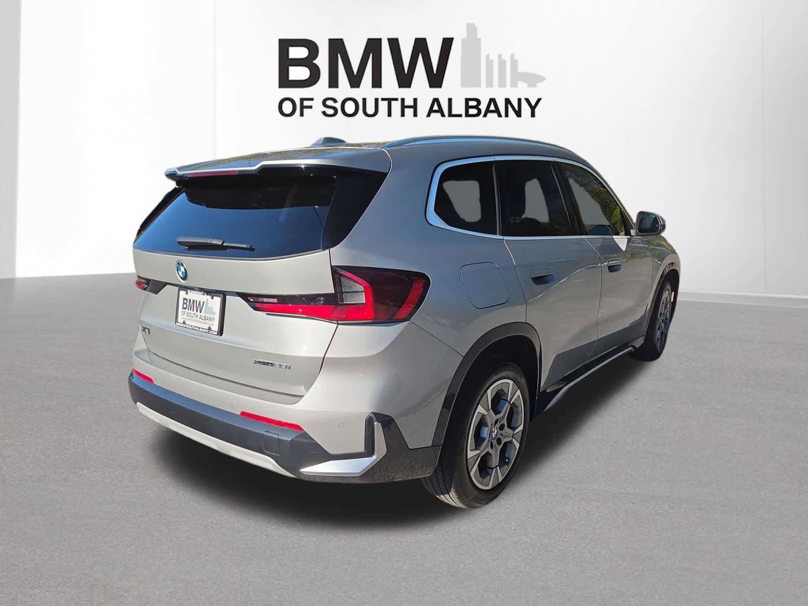 Used 2026 BMW X1 xDrive28i w/ Convenience Package AWD/4WD image 5