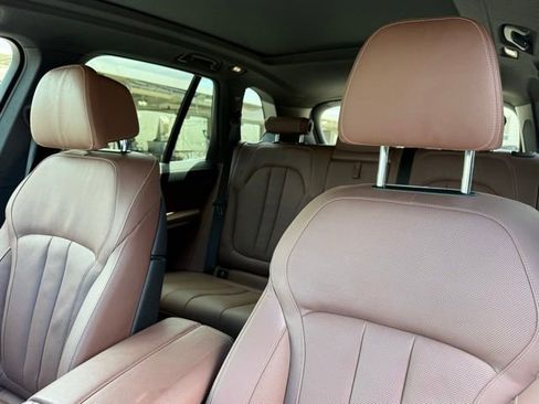 Used 2021 BMW X5 sDrive40i w/ Premium Package RWD image 21