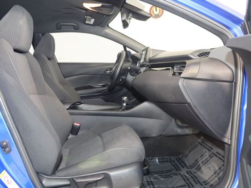 Used 2018 Toyota C-HR XLE FWD image 11