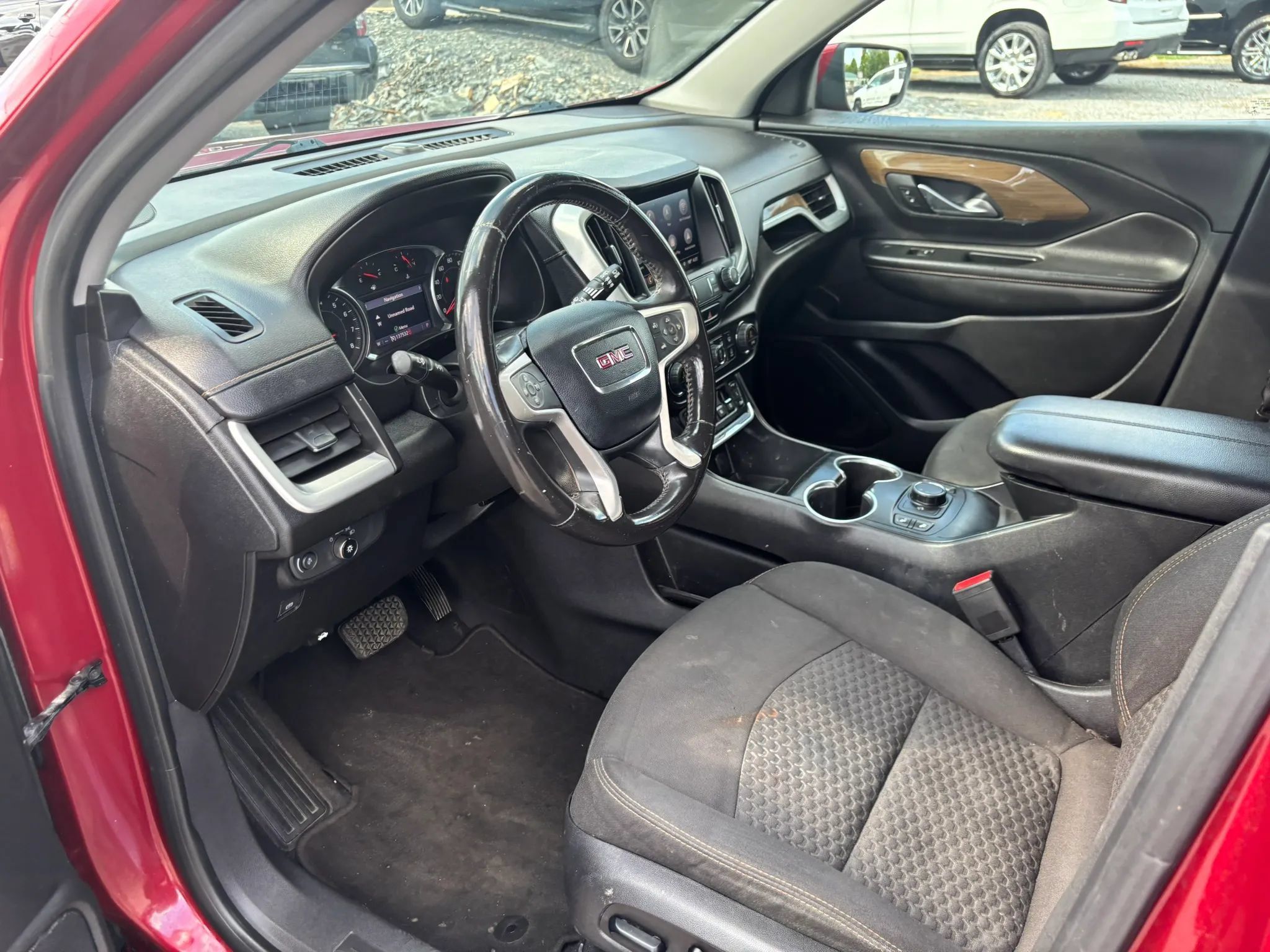 Used 2019 GMC Terrain SLE w/ Driver Convenience Package FWD image 11