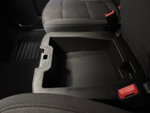 Used 2023 Chevrolet Silverado 1500 LT image 20