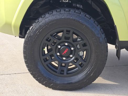 Certified 2023 Toyota 4Runner TRD Off-Road Premium w/ Off Road Premium Plus Package image 13