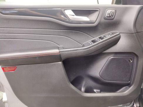 Used 2023 Ford Escape ST-Line Select w/ Tech Pack #2 image 32