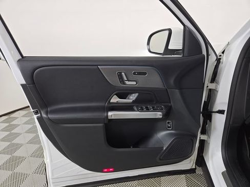 Certified 2023 Mercedes-Benz GLB 250 4MATIC image 20