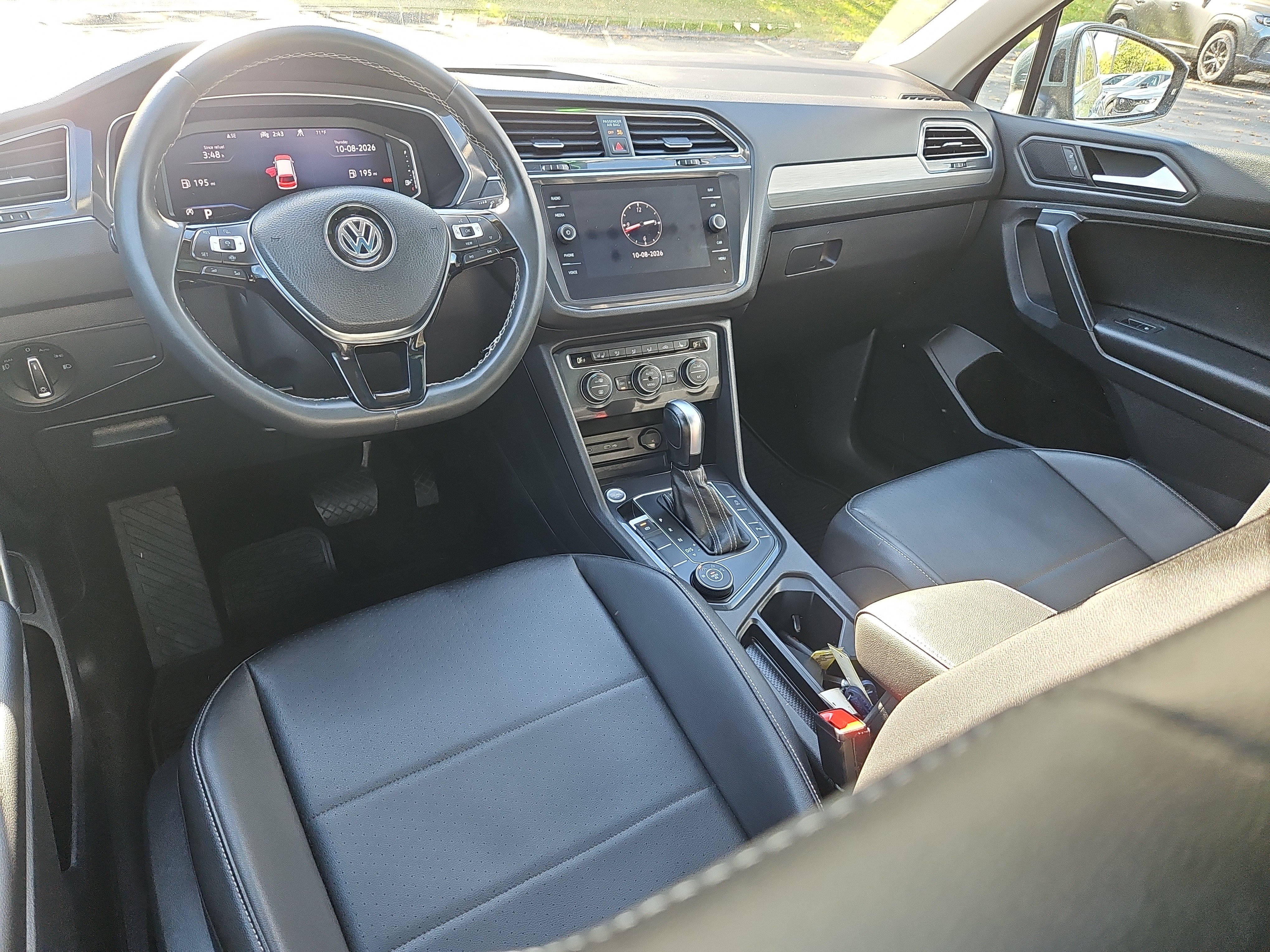 Used 2021 Volkswagen Tiguan SEL AWD/4WD image 3