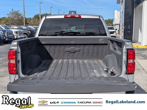 Used 2018 Chevrolet Silverado 1500 Custom w/ Custom Value Package image 8