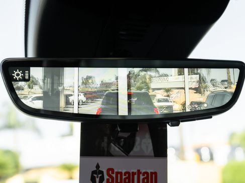 New 2026 Chevrolet Traverse High Country image 28