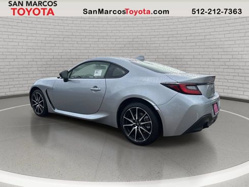 New 2026 Toyota GR86 RWD image 3