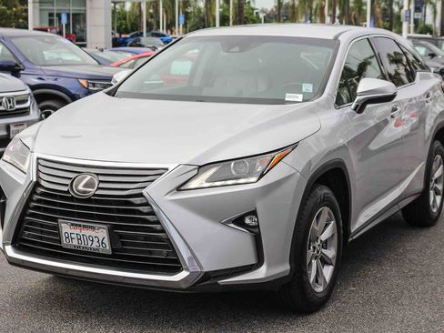 Used 2018 Lexus RX 350 FWD image 3