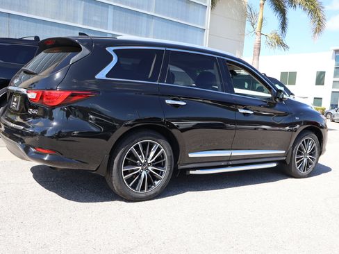 Certified 2017 INFINITI QX60 FWD w/ Premium Plus Package image 10