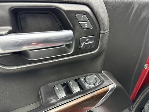 Used 2019 GMC Sierra 1500 SLT image 14