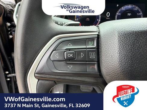 Used 2023 Jeep Grand Cherokee Laredo RWD image 25