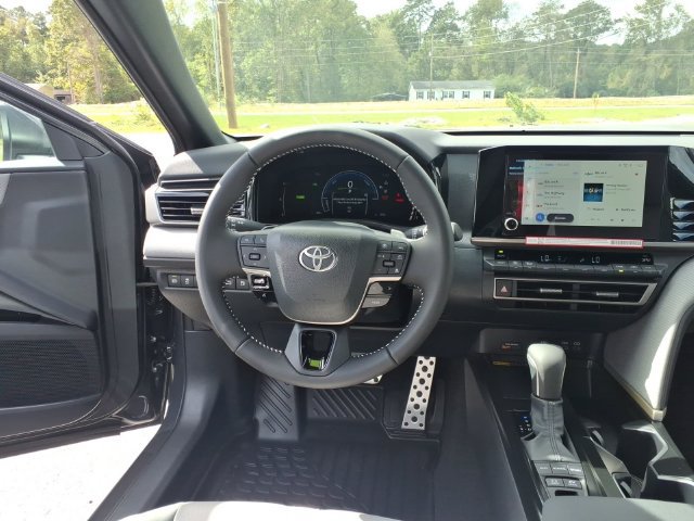 Used 2026 Toyota Camry SE w/ Convenience Package FWD image 15